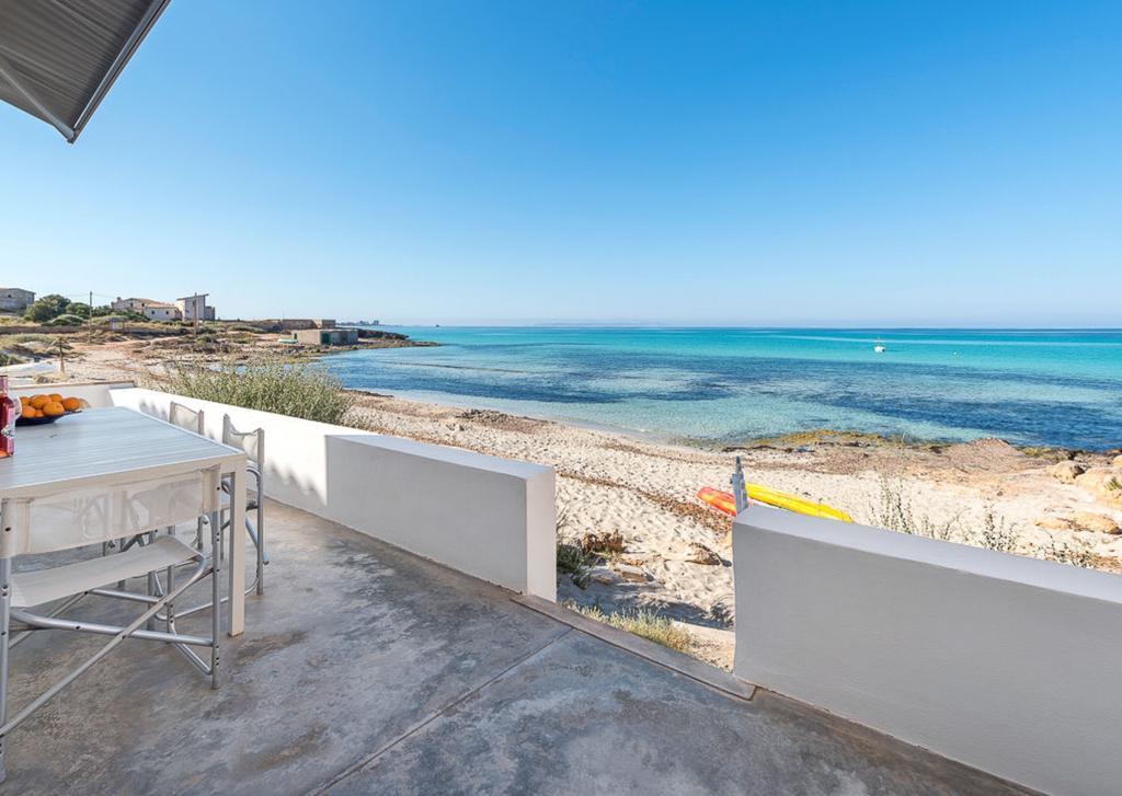 Beach House Es Trenc Ses Covetes Bagian luar foto